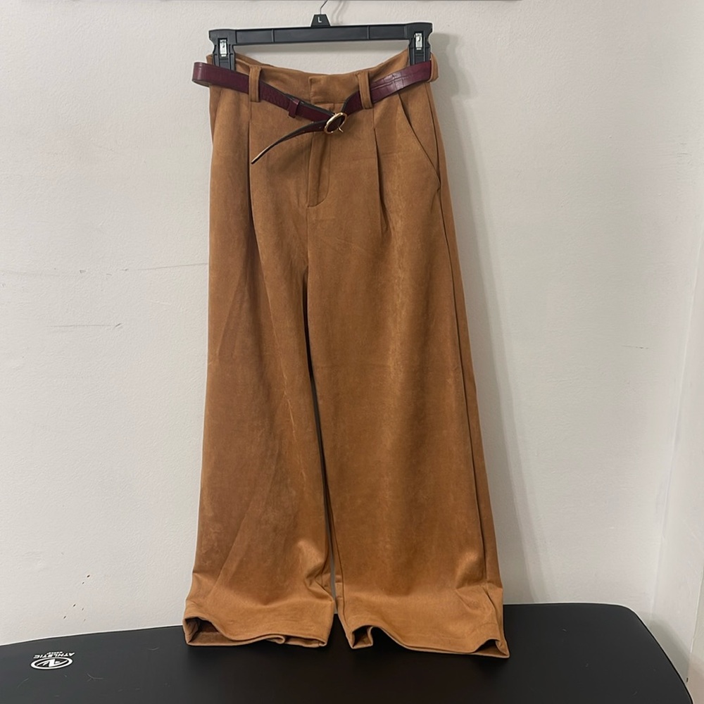 Super cute tan work pants